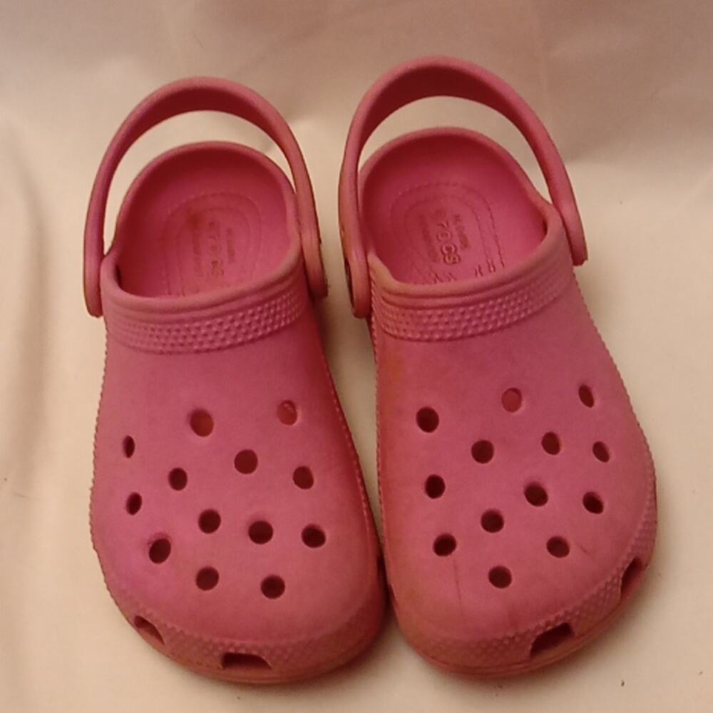Crocs Girl's size 12 sandals.